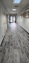 1207 Network Centre Dr, Effingham, IL for lease Interior Photo- Image 1 of 4