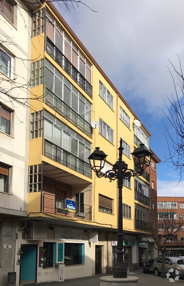 Avenida de Portugal, 18, Ávila, Ávila for lease - Building Photo - Image 2 of 2