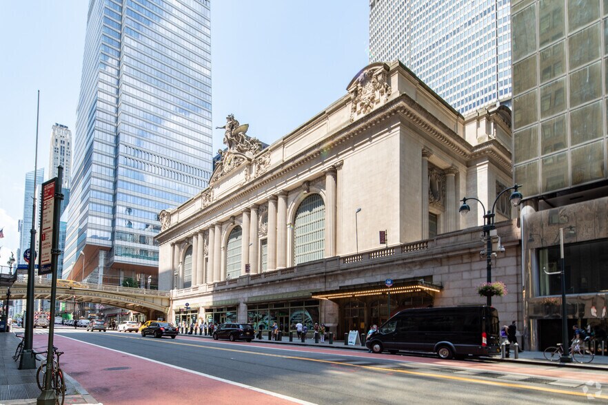 75-107 E 42nd St, New York, NY à louer - Photo du bâtiment - Image 3 de 5