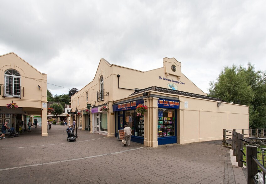 Vicarage Walk, Frome for lease - Building Photo - Image 3 of 14