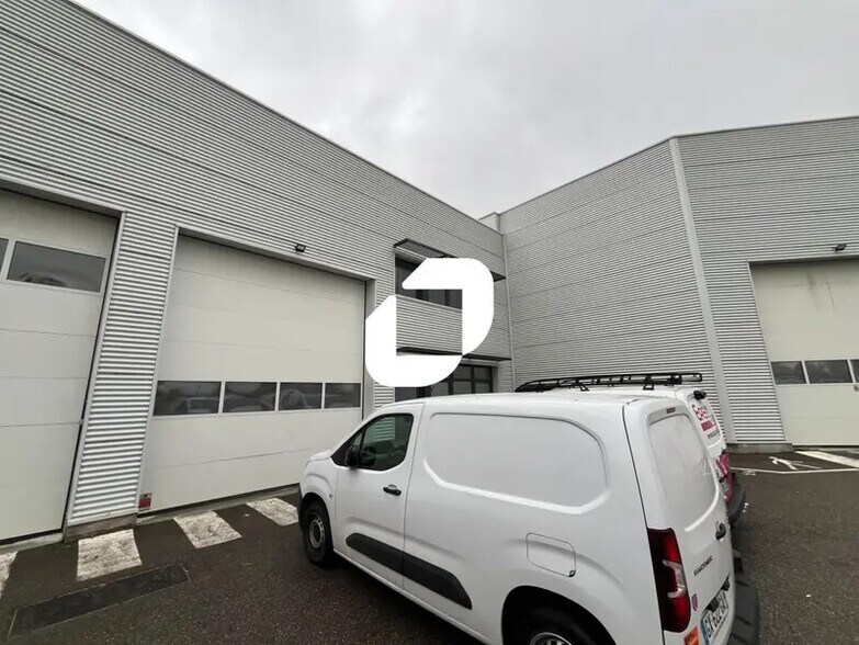 Flex in Genas for lease - Building Photo - Image 2 of 12