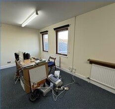 7 Largo Rd, St Andrews for lease Interior Photo- Image 1 of 1