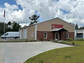 19358 Valdosta Hwy, Valdosta, GA for lease Building Photo- Image 2 of 13
