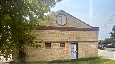 4452 Manchester Ave, Saint Louis, MO for lease Building Photo- Image 1 of 7