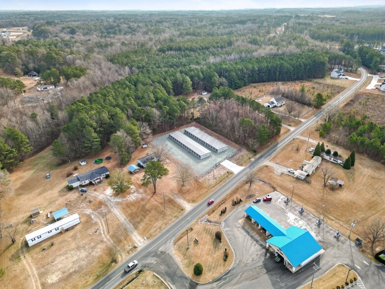 5102 Barbecue Church Rd, Sanford, NC à vendre - Photo du bâtiment - Image 3 de 15