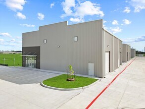 2050 Commerce Dr, Rosenberg, TX for sale Building Photo- Image 2 of 25