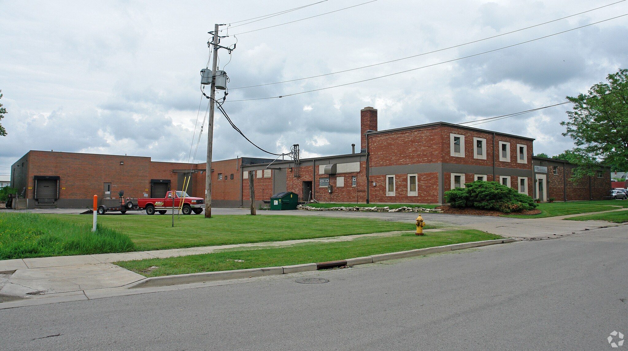 515 Frederick St, Waukesha, WI à louer Photo du bâtiment- Image 1 de 6