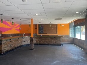 490 Mendocino Ave, Santa Rosa, CA for lease Building Photo- Image 2 of 13