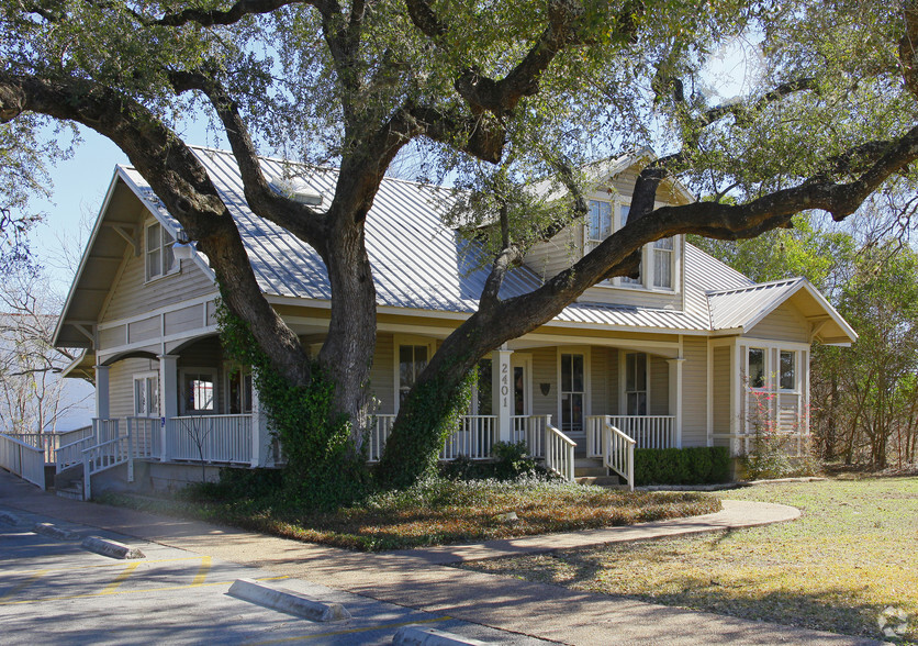 2401 Hunter Rd, San Marcos, TX à vendre - Photo principale - Image 1 de 1