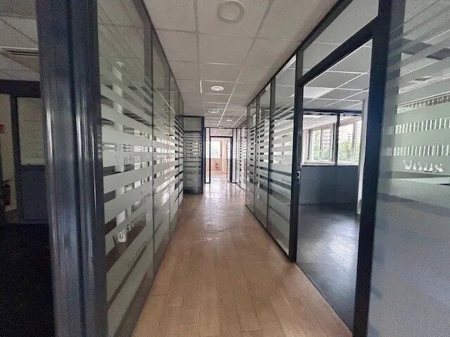 Office in Chalon-sur-Saône for sale - Interior Photo - Image 2 of 4