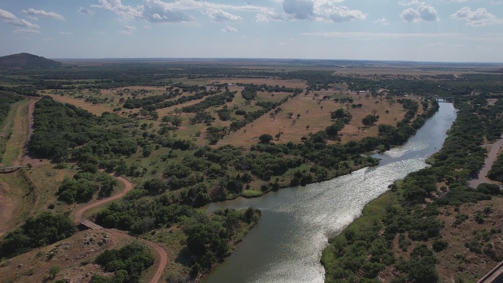 14683 OK-44A, Lone Wolf, OK for sale - Commercial Listing Video - Image 3 of 63