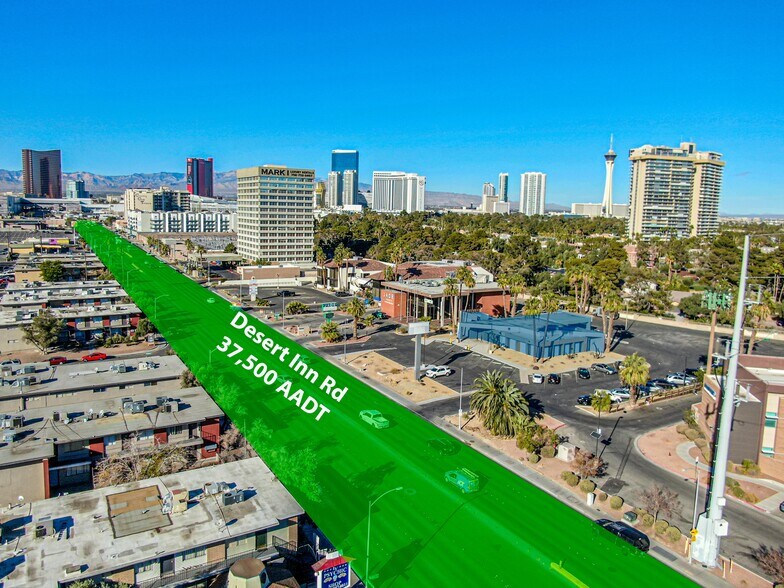 1140 E Desert Inn Rd, Las Vegas, NV à vendre - Photo du bâtiment - Image 2 de 6