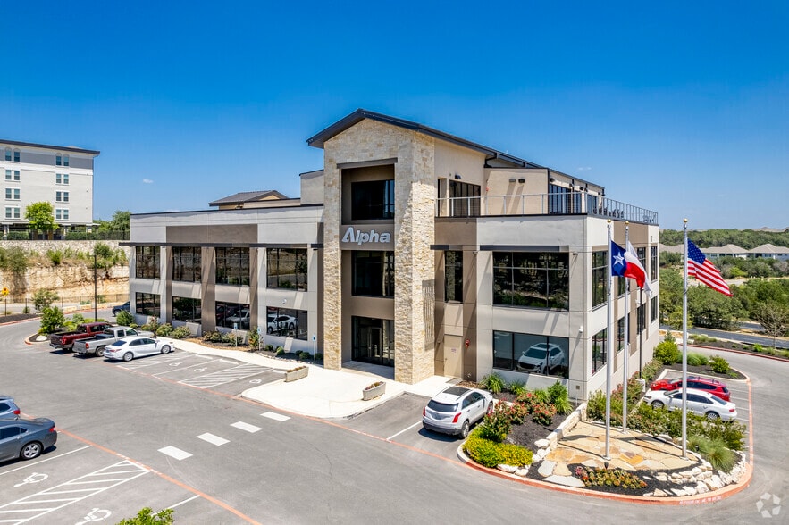 4085 Cibolo Canyons St, San Antonio, TX à louer - Photo du bâtiment - Image 1 de 8