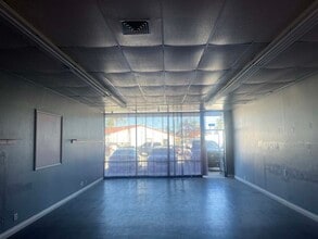 7431-7451 Cerritos Ave, Stanton, CA for lease Interior Photo- Image 1 of 5