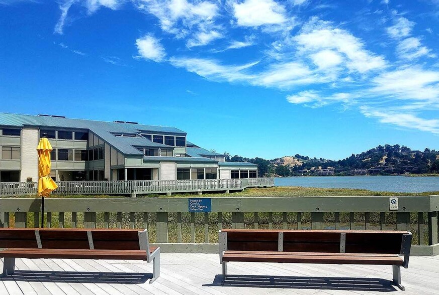 100 Shoreline Hwy, Mill Valley, CA for lease - Building Photo - Image 1 of 5