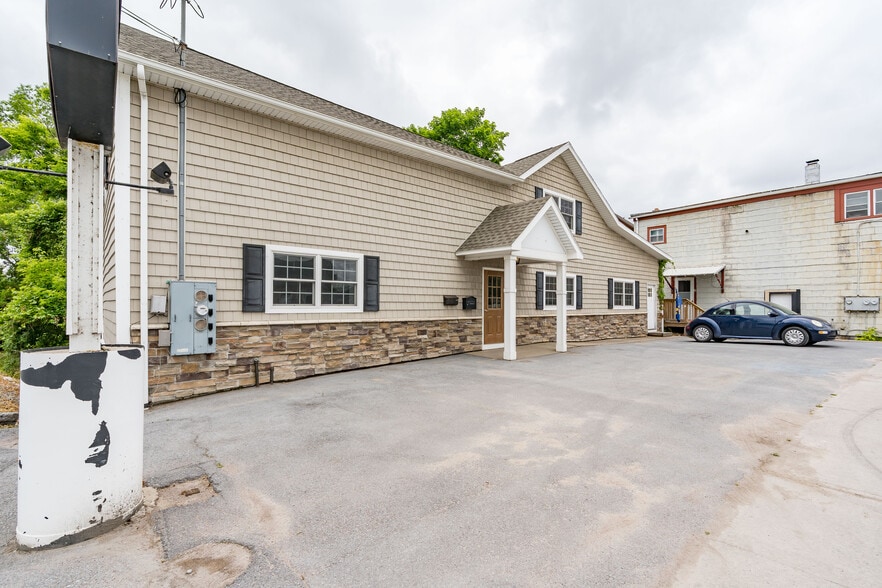 708 James St, Clayton, NY for sale - Building Photo - Image 2 of 48