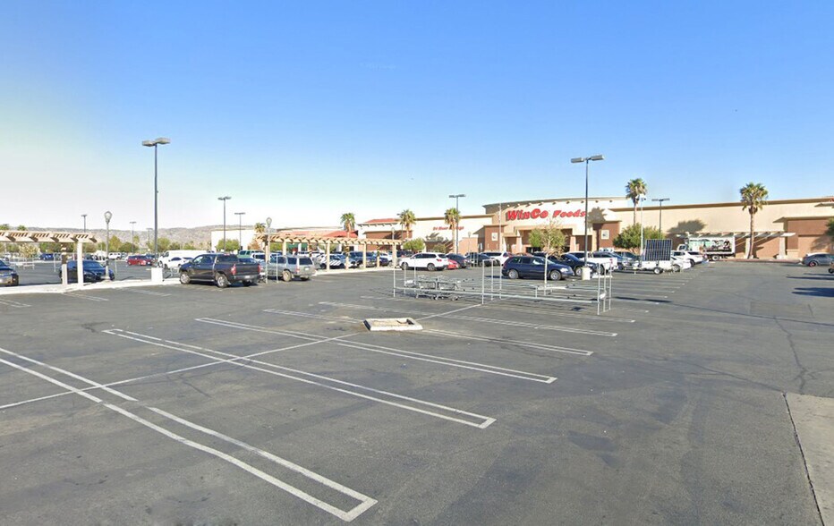 4602 W Florida Ave, Hemet, CA for lease - Other - Image 2 of 5