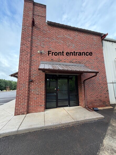 3193 Lower Union Hill Rd, Canton, GA à louer - Photo du bâtiment - Image 3 de 13