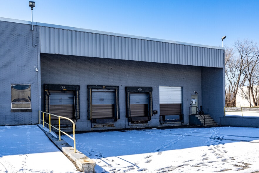 343 Murray Hill Pky, East Rutherford, NJ for lease - Building Photo - Image 2 of 4