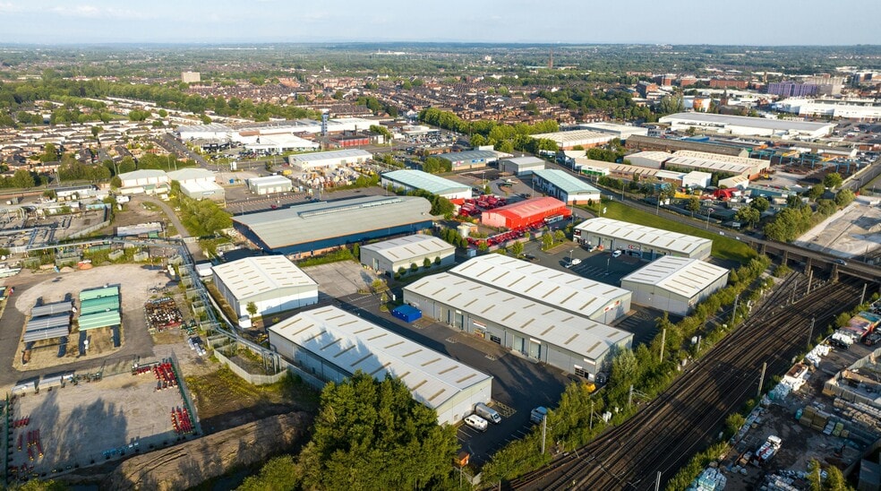 49 Kerfoot St, Warrington for lease - Building Photo - Image 3 of 9