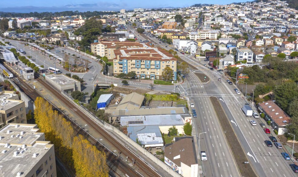 7778 El Camino Real, Colma, CA à vendre - Aérien - Image 3 de 8