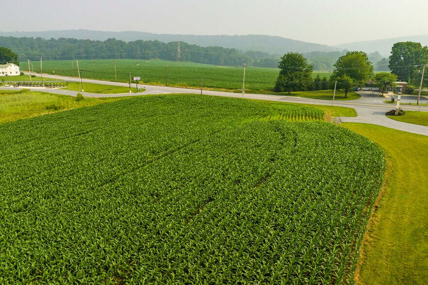 50 28th Division hwy, Lititz, PA à vendre - Photo principale - Image 1 de 17