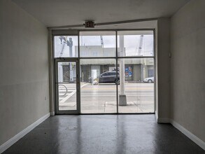 753 NE 79th St, Miami, FL à louer Photo du bâtiment- Image 1 de 5