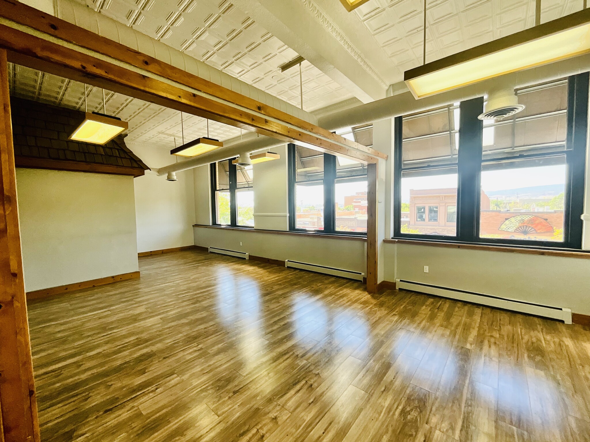 546 Main St, Grand Junction, CO for lease Interior Photo- Image 1 of 8