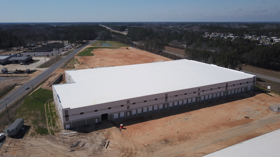 5300 Corporation Dr, Fayetteville, NC for lease - Building Photo - Image 1 of 6