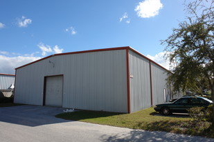 9,750 SF Clearspan Warehouse with 3 Phase - Entrepôt