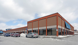 Plus de détails pour 470-510 Champagne Dr, Toronto, ON - Bureau/Commerce de détail à louer