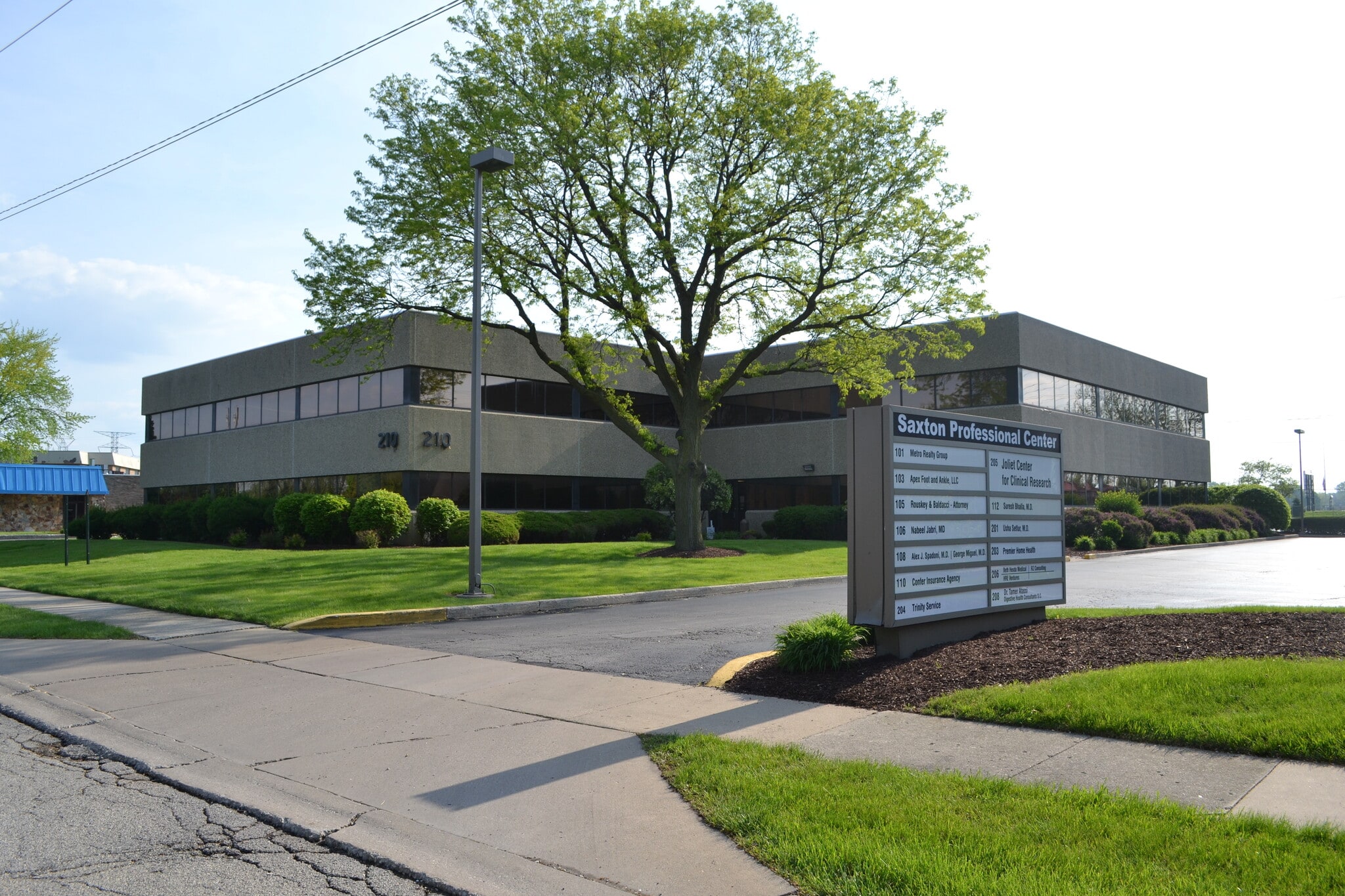 210 N Hammes Ave, Joliet, IL à louer Photo du bâtiment- Image 1 de 5