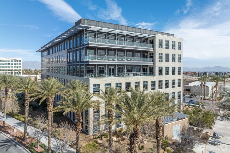 10845 Griffith Peak Dr, Las Vegas, NV à louer - Photo principale - Image 1 de 15