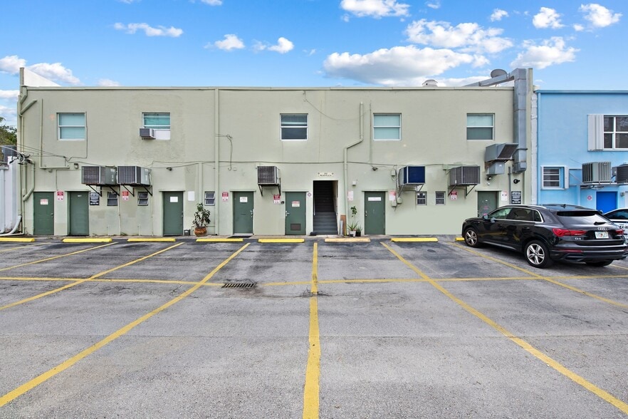 255 Commercial Blvd, Lauderdale-by-the-Sea, FL for lease - Building Photo - Image 3 of 16