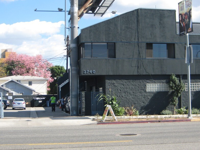 3740 Overland Ave, Los Angeles, CA à louer - Photo du bâtiment - Image 1 de 12