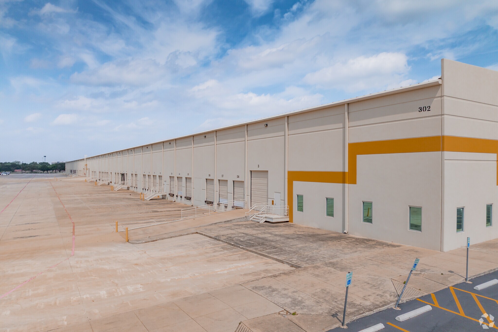 302 Tayman St, San Antonio, TX à louer Photo du bâtiment- Image 1 de 7