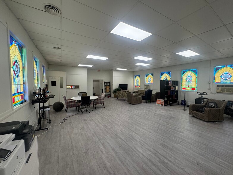 1052 & 1060 Memorial Dr SE, Atlanta, GA for lease - Interior Photo - Image 3 of 5