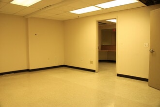 1810 Murchison Dr, El Paso, TX à louer Photo intérieure- Image 2 de 21