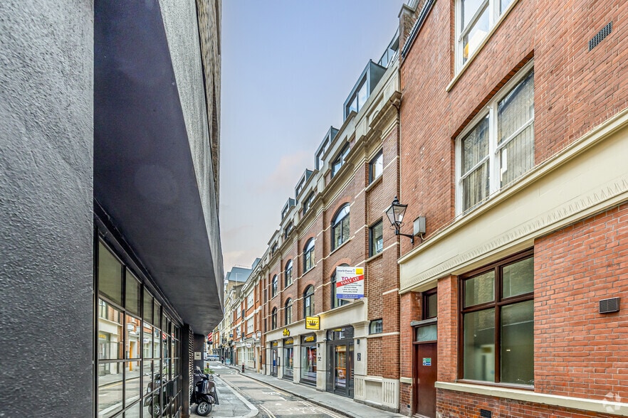4-10 Artillery Ln, London for lease - Building Photo - Image 1 of 2