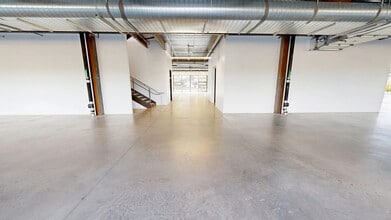 100 Progress, Irvine, CA à louer Numérisation 3D de Matterport- Image 1 de 8