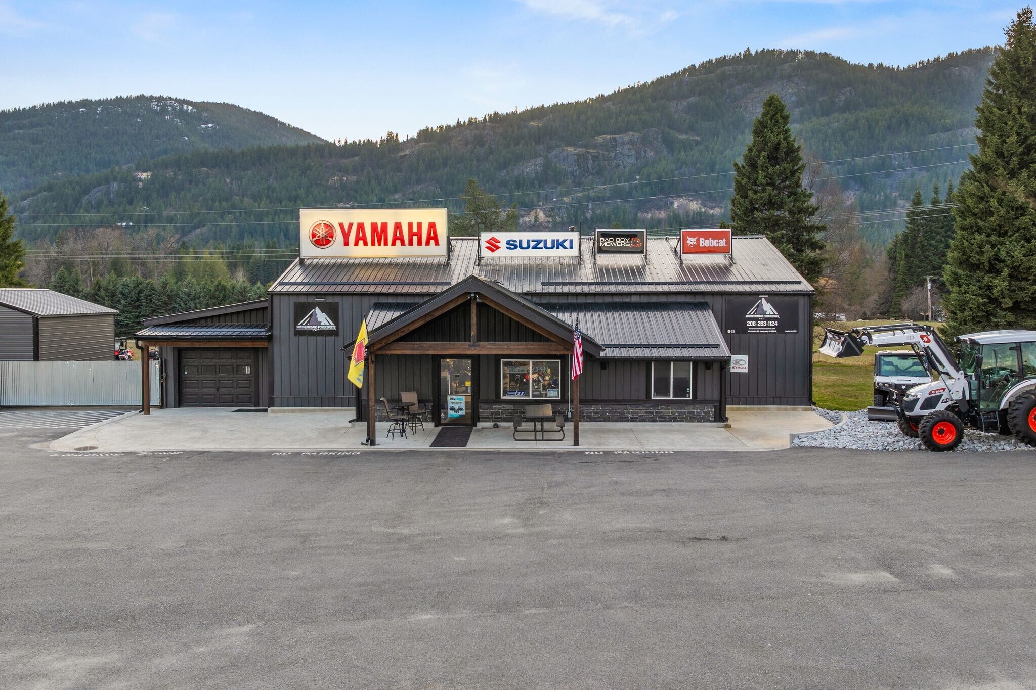 478544 Highway 95 N, Sandpoint, ID à vendre Photo du bâtiment- Image 1 de 14