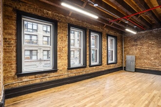 134 W 25th St, New York, NY à louer Photo intérieure- Image 2 de 6