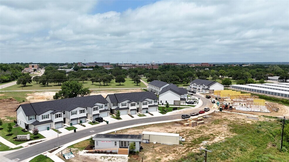 Building 9 Galt Drive, Stephenville, TX à vendre - Photo principale - Image 1 de 21