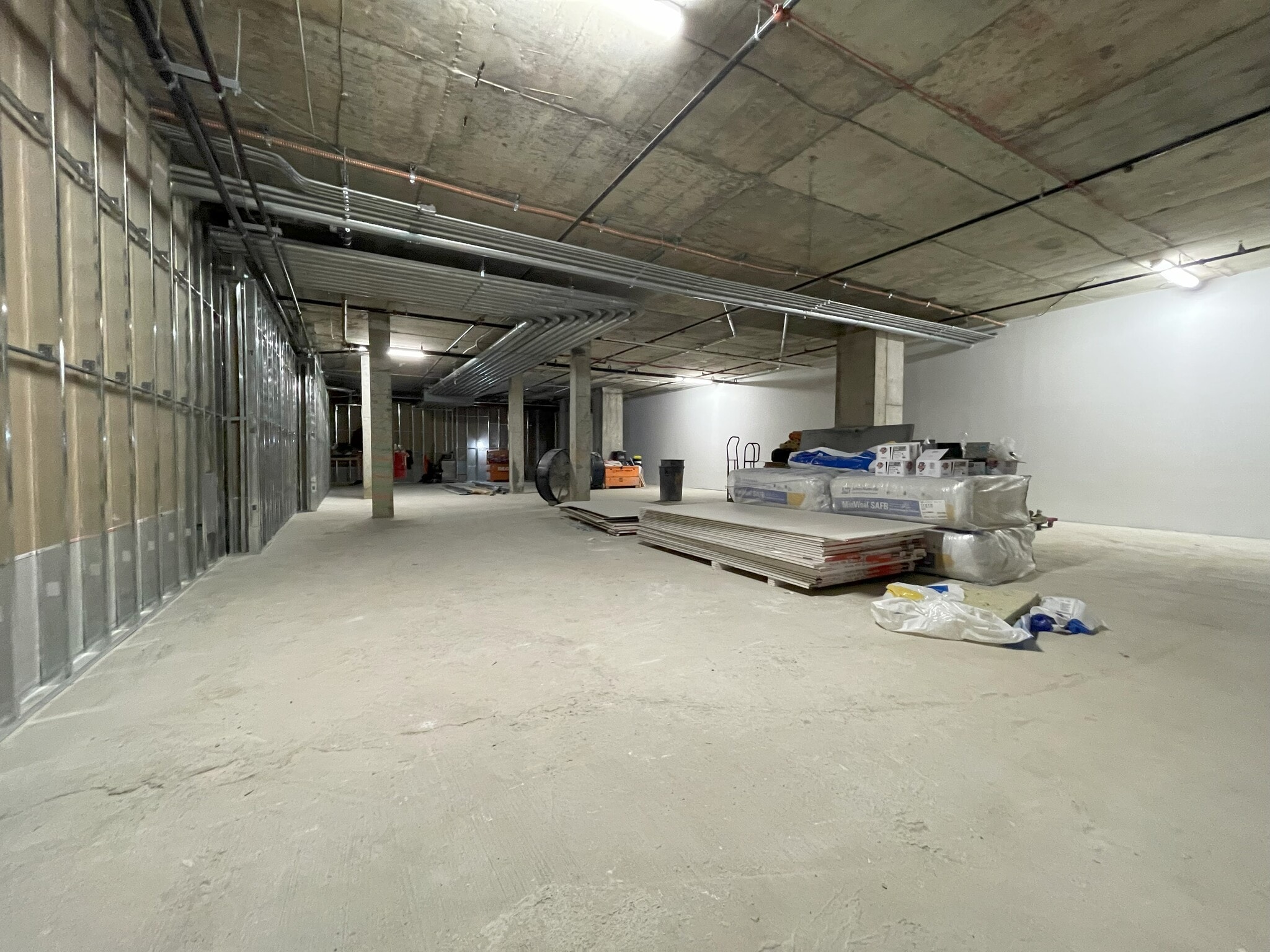 105 N 13th St, Brooklyn, NY for lease Building Photo- Image 1 of 2