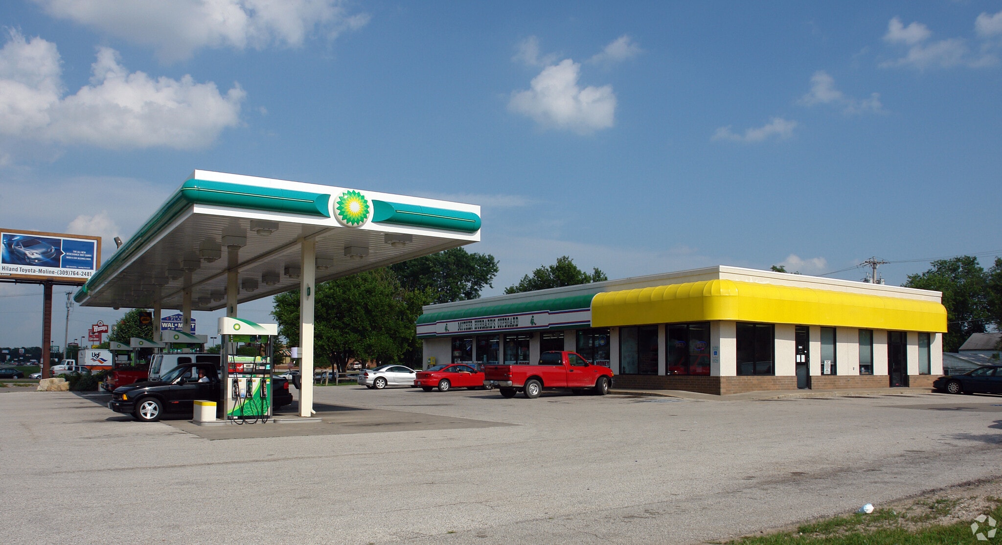 3718 39th Ave, Moline, IL for lease Primary Photo- Image 1 of 3