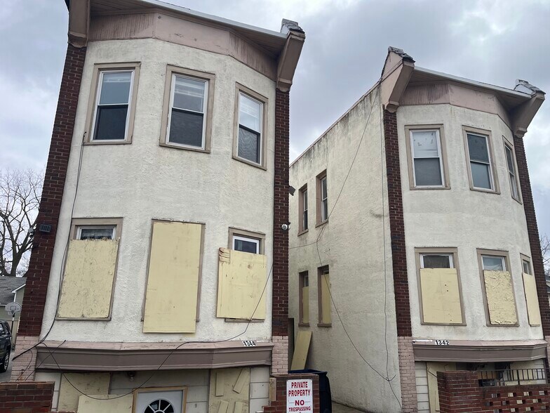 1342 Dewey Ave, Rochester, NY à vendre - Photo du bâtiment - Image 2 de 6