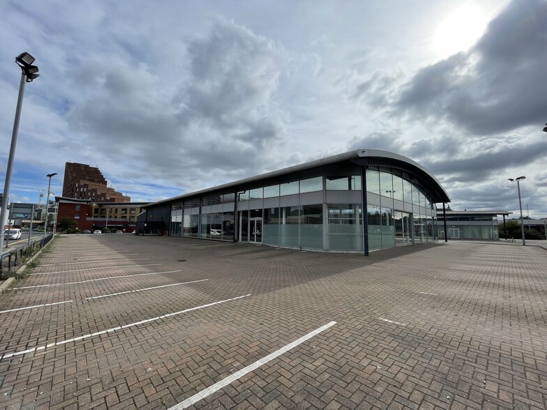 7 Whitehall Pl, Leeds for lease - Building Photo - Image 1 of 3