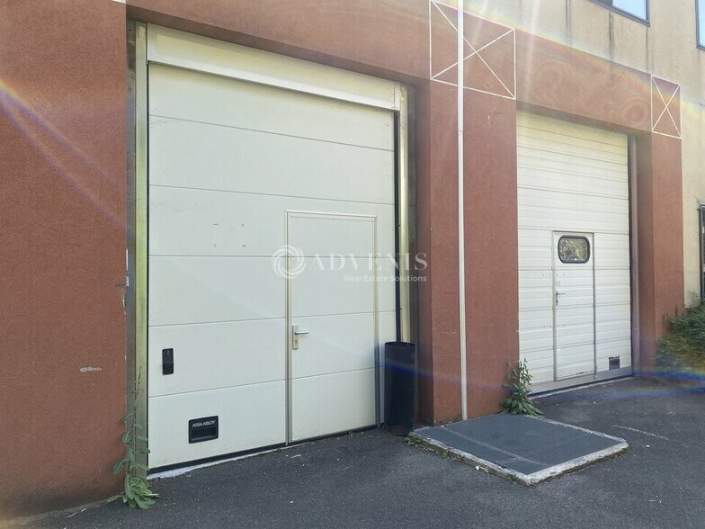 21 Rue Aristide Briand, Vanves à louer - Photo du bâtiment - Image 2 de 11