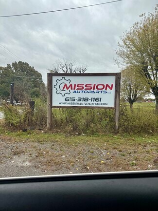 Plus de détails pour 823 Dry Creek Rd, Smithville, TN - Industriel à vendre