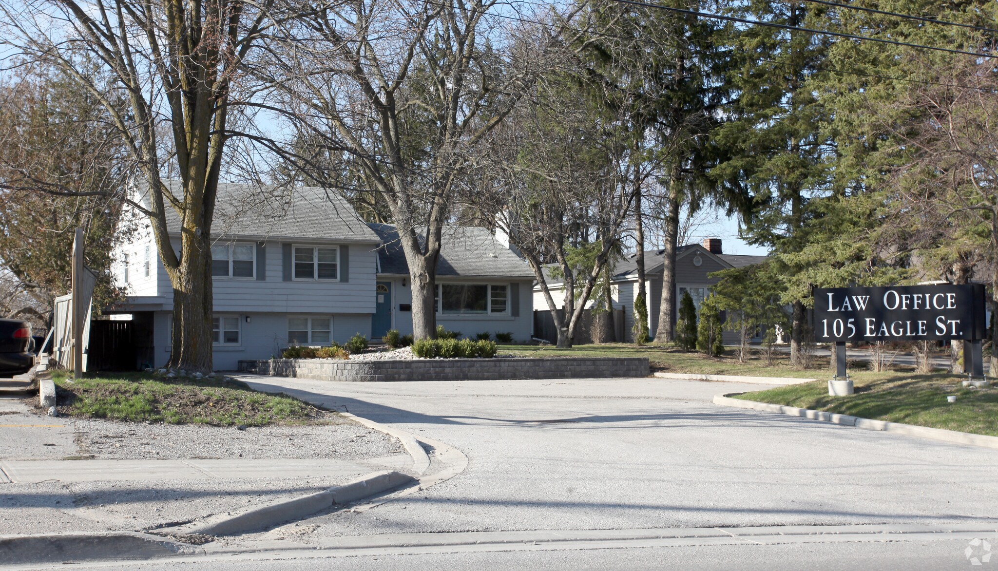 105 Eagle St, Newmarket, ON for sale Primary Photo- Image 1 of 1